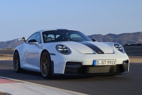 Porsche tiếp tục duy trì hộp số sàn trên các dòng xe thế thao trong...