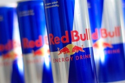 Đi ngược đám đông, tài sản của gia tộc sở hữu thương hiệu Red Bull vẫn tăng thêm gần 8 tỷ USD