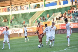 Video bóng đá HAGL - Bình Định: Phủ đầu sắc lẹm, ngoại binh cứu nguy (V-League)