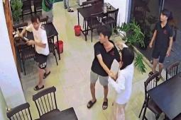 Tin tức trong ngày - Nam thanh niên đập phá quán ăn ở TPHCM