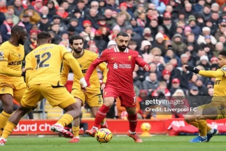 Video bóng đá Liverpool - Wolves: Salah ghi dấu ấn, hiệp 2 run rẩy (Ngoại hạng Anh)