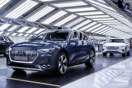 Audi dừng hoạt động nhà máy tại châu Âu