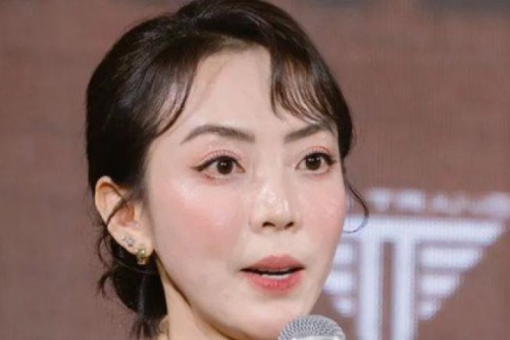 Phim của Thu Trang suýt bị truất ngôi