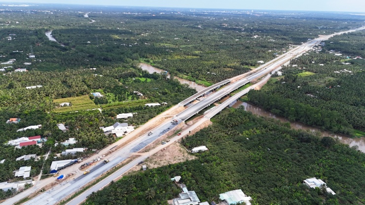 Cầu Rạch Miễu 2 trước thời điểm hợp long - 19