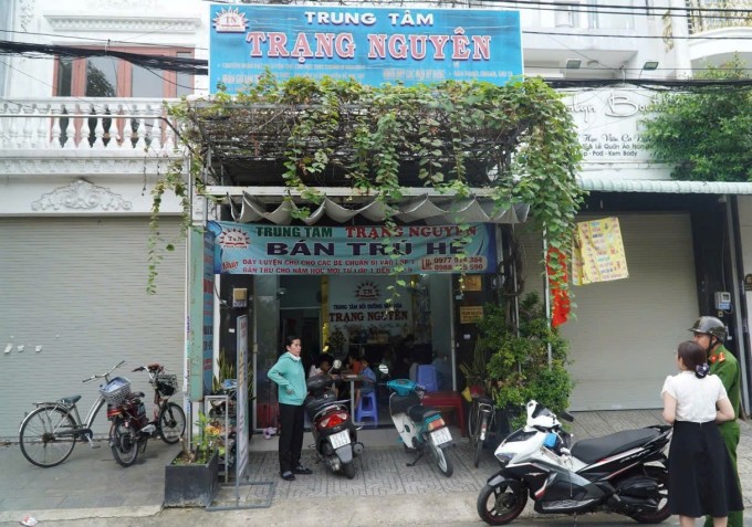 Bên ngoài Trung tâm Trạng Nguyên, chiều 17/2. Ảnh: VD