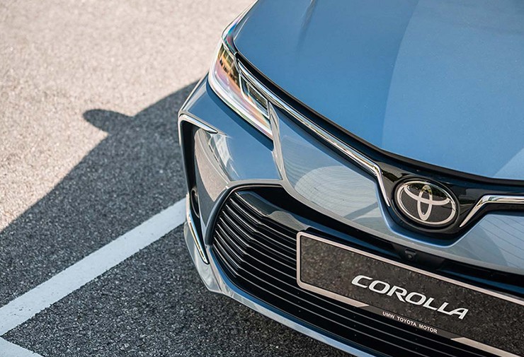 Giá xe Toyota Corolla Altis niêm yết và lăn bánh tháng 2/2025 - 2