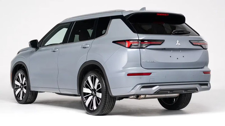 Ngắm Mitsubishi Outlander bản xăng 2025 vừa xuất hiện - 6