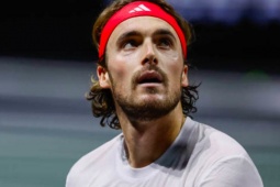 Thể thao - Rực lửa tennis ATP &amp; WTA: Tsitsipas thua đau, Swiatek thắng chóng vánh