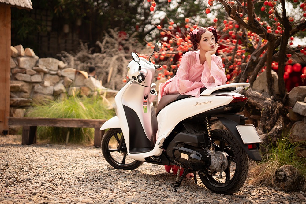 Động cơ Bluecore 125cc là ưu điểm vượt trội với khả năng vận hành êm ái