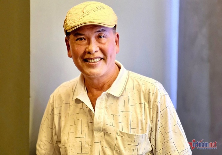 Nghệ sĩ Hữu Nghĩa.