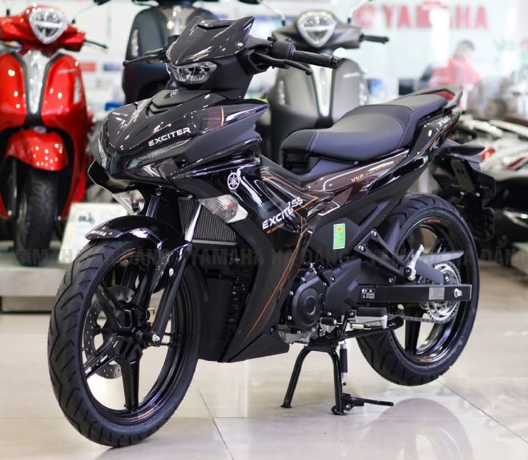 Giá vua côn tay Yamaha Exciter 155 VVA cuối tháng 2/2025, khuyến mãi 3 triệu đồng - 1