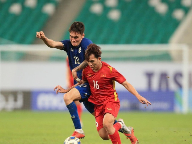 Đội tuyển U-22 Thái Lan chạy đua với Việt Nam giành vàng SEA Games