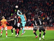 Trực tiếp bóng đá Galatasaray - AZ Alkmaar: Chủ nhà nỗ lực bất thành (Hết giờ)