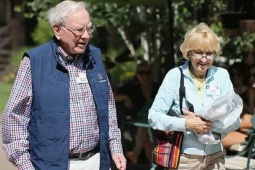 Đàn ông - Cuộc đời nhiều biến động của vợ tỷ phú Warren Buffett