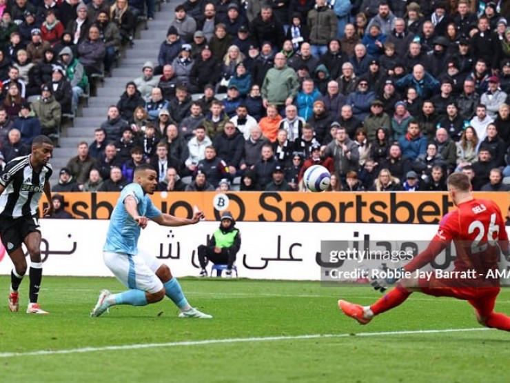 Video bóng đá Newcastle - Nottingham Forest: Rượt đuổi 7 bàn nghẹt thở (Ngoại hạng Anh)