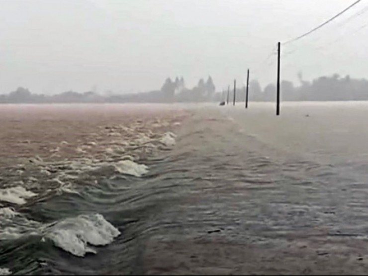 Vì sao Phú Yên mưa lũ bất thường giữa mùa xuân?