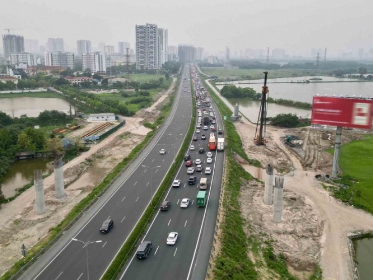 Ô tô được dừng đỗ trên đường cao tốc trong những trường hợp nào?