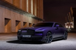 Rolls-Royce ra mắt xe điện bản hiệu suất cao đầu tiên của hãng