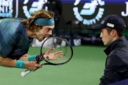 Rublev vô địch Qatar, không còn  " điên cuồng trên sân " : Thách thức nhóm đầu tennis