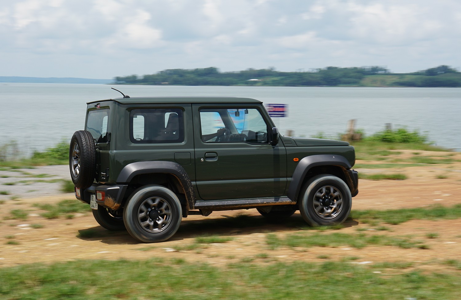 Trải nghiệm xe Suzuki Jimny, có gì “đắt giá” sau vô lăng ? - 12