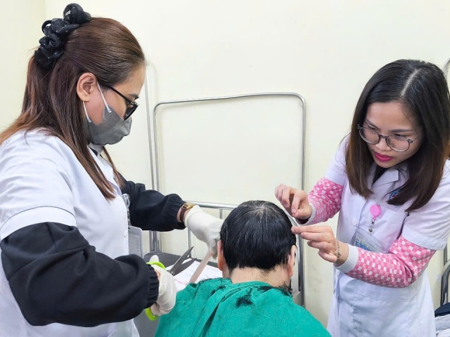 Cuộc chiến trong phòng cấp cứu “người điên“