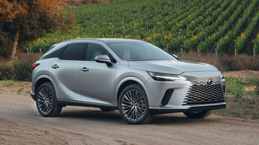 Toyota và Lexus triệu hồi hơn 40.000 vì lỗi dây an toàn - 1