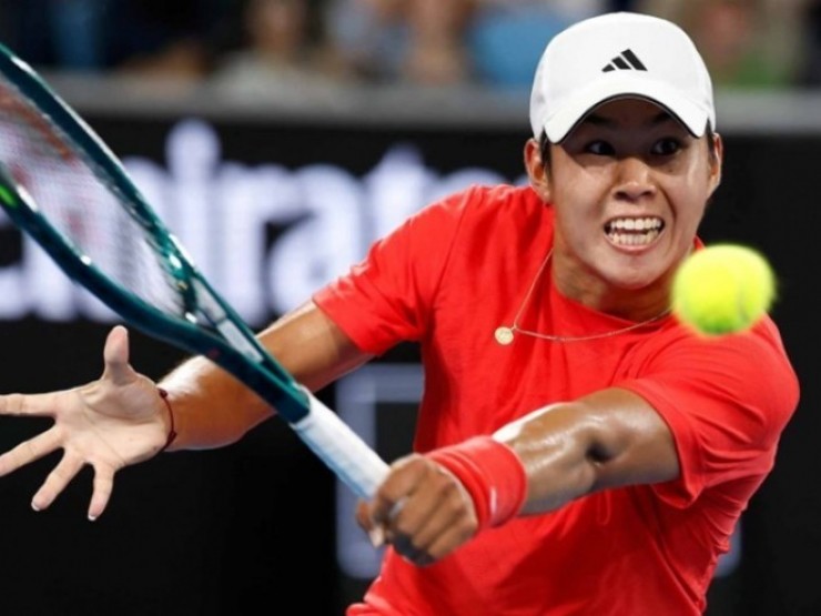 Tay vợt gốc Việt Learner Tien gây chấn động, bí kíp đơn giản hạ Zverev