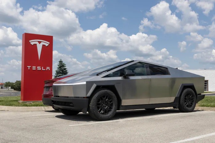 Xe bán tải điện Tesla Cybertruck đạt 5 sao an toàn NHTSA - 3