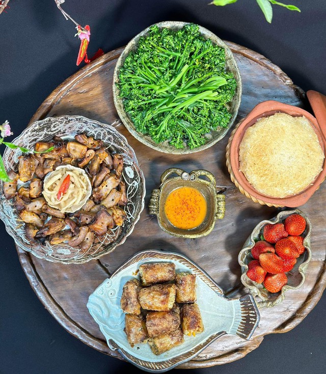 Ngồi bữa cơm là một lời yêu thương thầm lặng.