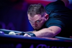 "Thỏ Bé" vô địch cân băng giải bi-a Las Vegas, đi "1 chấm" 11 bi rơi xuống lỗ