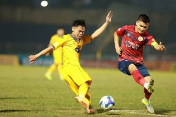 Bóng đá - Video bóng đá SLNA - Công an Hà Nội: Thoát hiểm phút 90+6 (V-League)