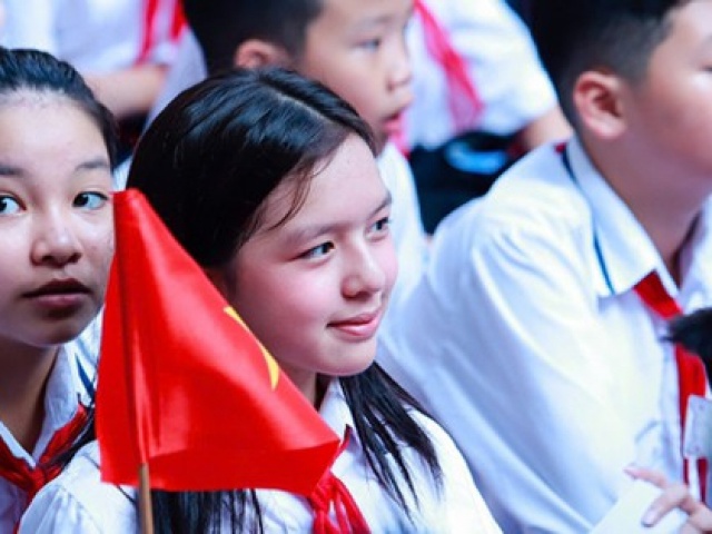 Nghỉ thứ bảy, áp lực học tập có giảm?