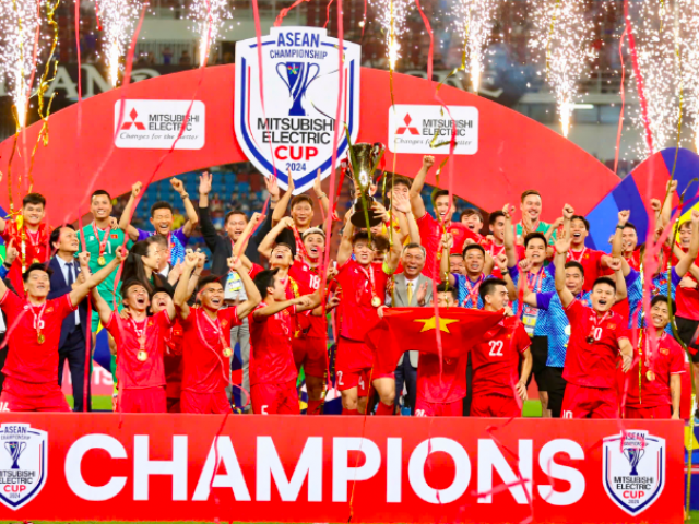 Tuyển thủ Việt Nam nào sẽ so tài Manchester United ngày 28-5 tới?