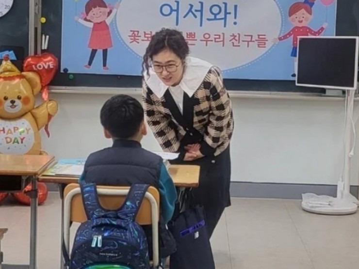 Lễ nhập học đặc biệt tại trường tiểu học 118 năm tuổi: Chỉ có duy nhất 1 học sinh