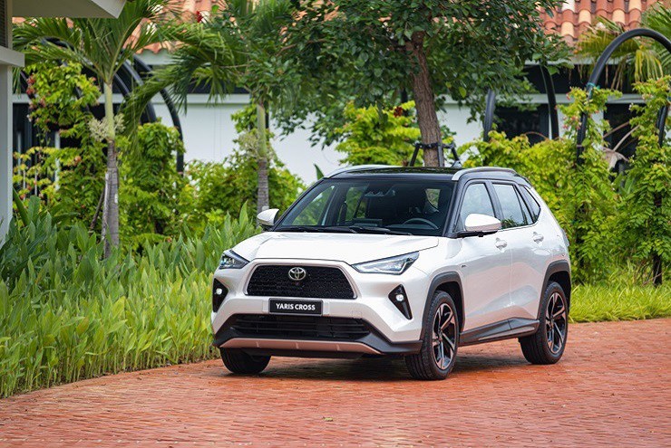 Yaris Cross Hybrid cũ có nên mua không? - 1