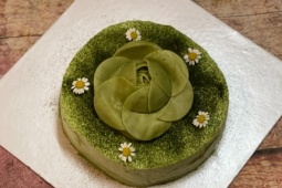 Bánh crepe matcha tự làm ngày 8/3 không cần lò nướng