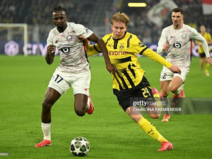 Video bóng đá Dortmund - Lille: Phủ đầu sắc lẹm, đánh rơi lợi thế (Cúp C1)