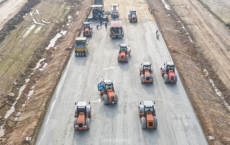 Diện mạo tuyến cao tốc hơn 9.700 tỷ qua Hà Tĩnh gần về đích - 15