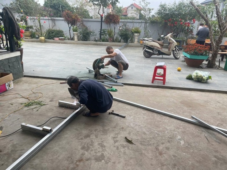 Đàn ông cả xóm họp bàn, tất bật nấu 20 mâm cỗ mừng chị em ngày 8/3 - 3