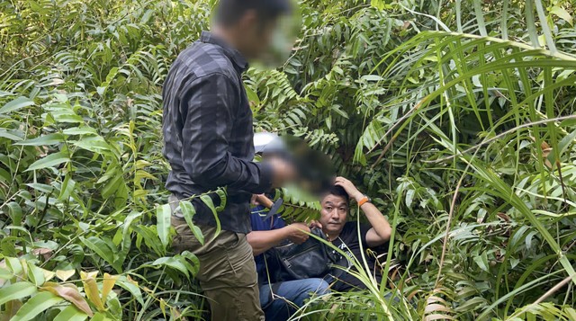 Công an TP HCM bắt khẩn cấp nhóm bắt cóc, bỏ nạn nhân lên xe chở đi - 3