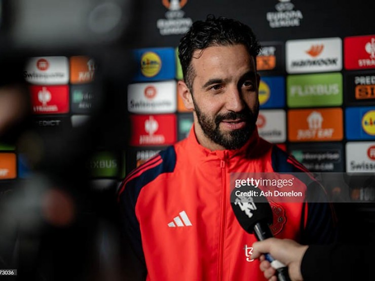 HLV Amorim mơ vô địch Europa League, quyết không thay đổi hệ thống 3-4-3