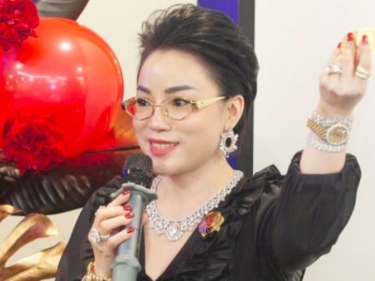 Khởi tố nữ chủ tịch Coco Lee Diamond bán vàng thỏi giả cho khách hàng