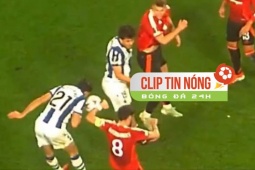 Tranh cãi quả 11m khiến MU mất chiến thắng ở lượt đi vòng 1/8 Europa League (Clip tin nóng)