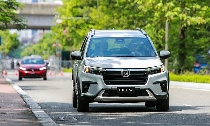 Giá xe Honda BR-V lăn bánh tháng 3/2025, ưu đãi 100% phí trước bạ - 2