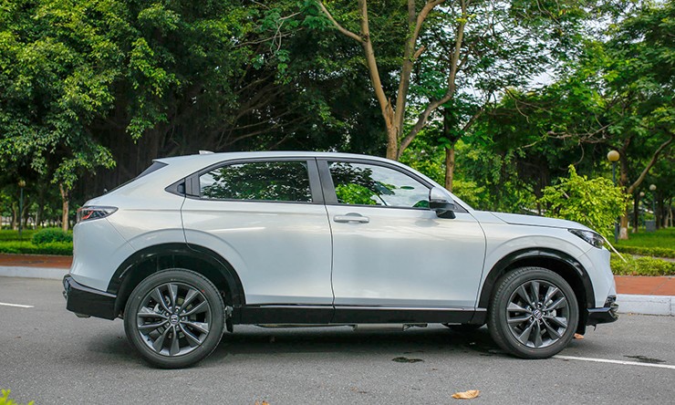 Giá xe Honda HR-V tháng 3/2025, lăn bánh ưu đãi 50% phí trước bạ - 6