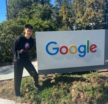 Stanley Zhong, 19 tuổi, hiện làm kỹ sư phần mềm tại Google. Ảnh: New York Post