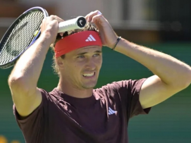 Zverev thừa nhận “chơi rất tệ“, hy vọng số 1 thế giới tan biến