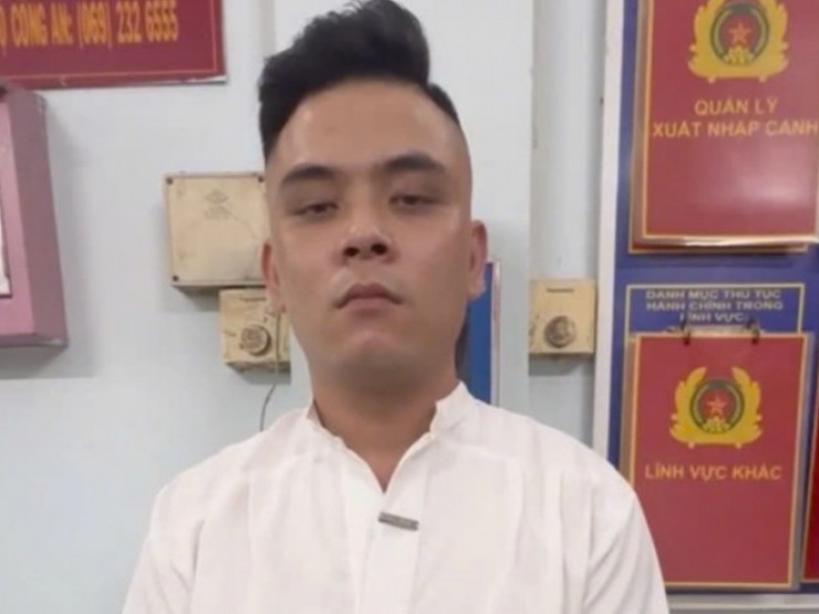 Khởi tố thanh niên đánh nhân viên bảo vệ ở phố đi bộ Nguyễn Huệ