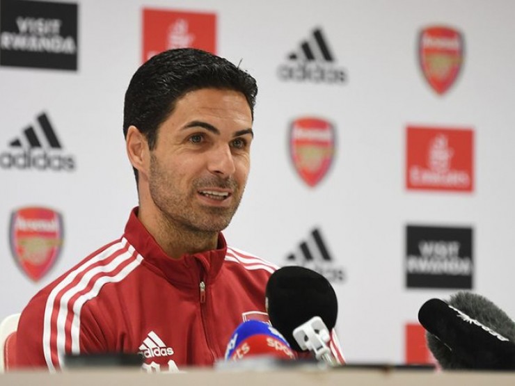HLV Arteta “đề cao cảnh giác“ MU, cảnh báo sao trẻ 18 tuổi của Arsenal