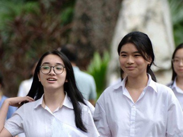 Tuyển sinh lớp 10 năm 2025: "Mách nước" cách xử gọn bài thi môn Ngoại ngữ